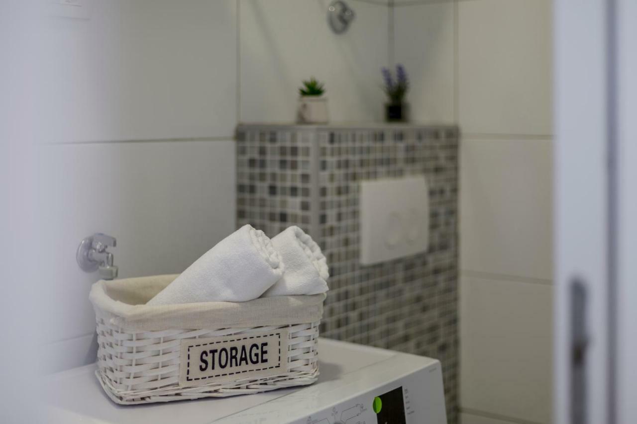 Studio Apartments Twins Split Zewnętrze zdjęcie